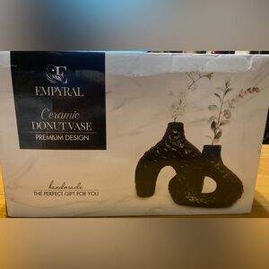 NWT Empyral Ceramic Donut Vases